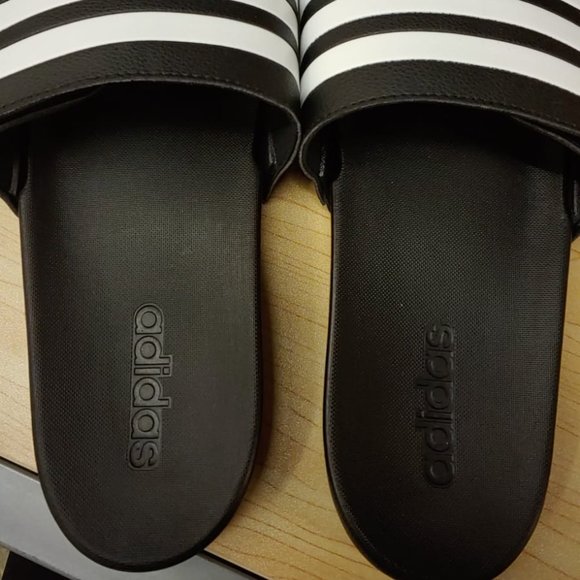 ADIDAS UNISEX Adilette Comfort Adjustable Slide Sandal--Black - Picture 6 of 8